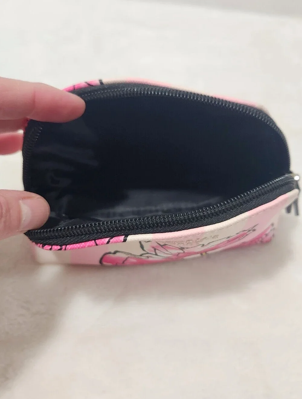 Victorias Secret VS Pink White Strip Floral Flower Mini Makeup Bag Pouch